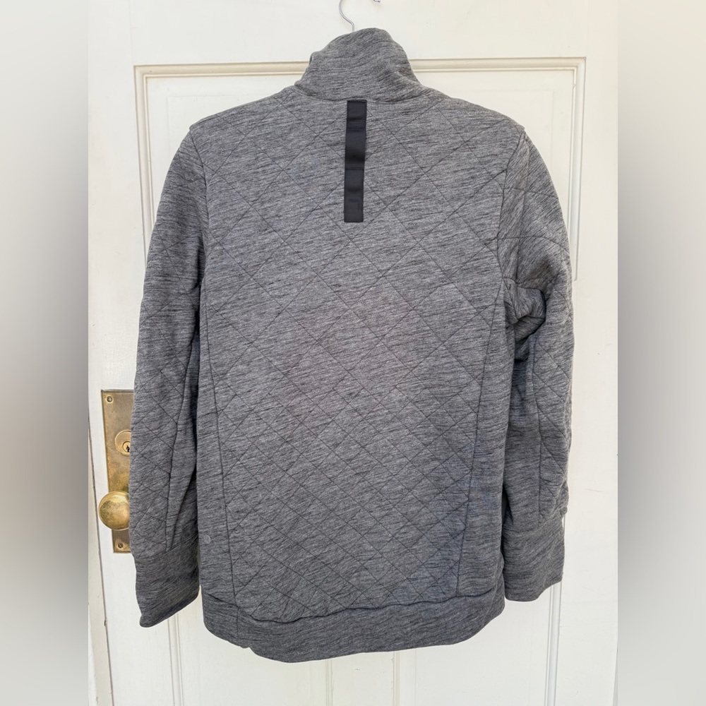 Lululemon pullover - Picture 2 of 7